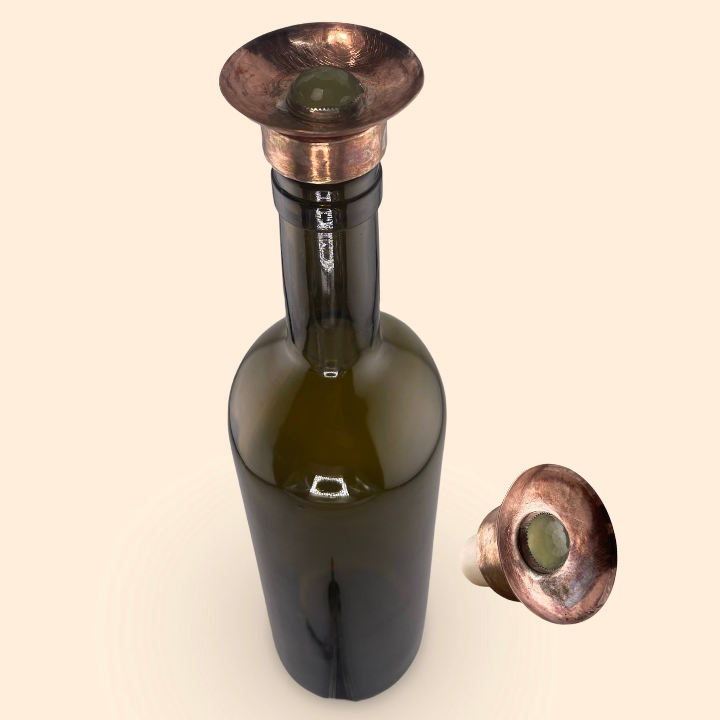 Bottle stopper Tourmalinated Quartz