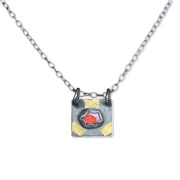 Oxidized Hagel Garnet Necklace