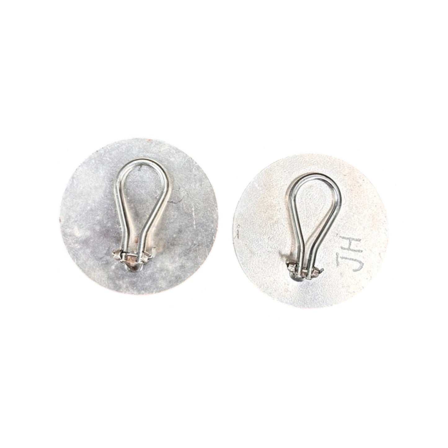 Circle Hagel Clip On Earrings