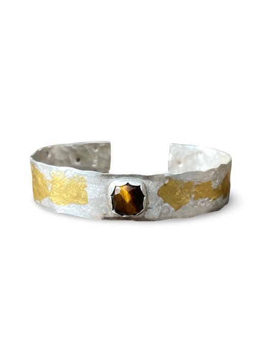 Imprinted Tiger Eye Bracelet